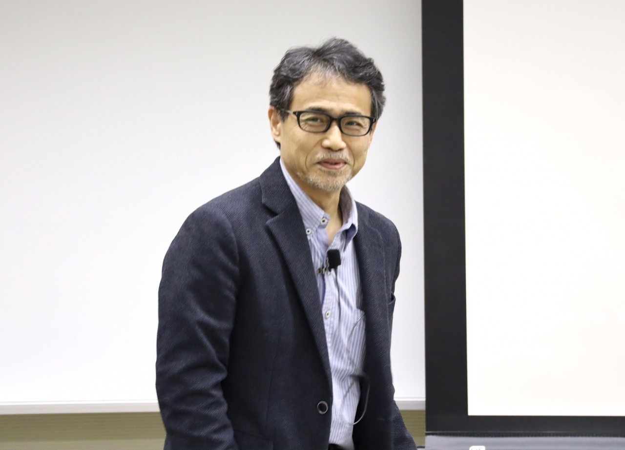 片岡 邦好教授(愛知大学文学部)