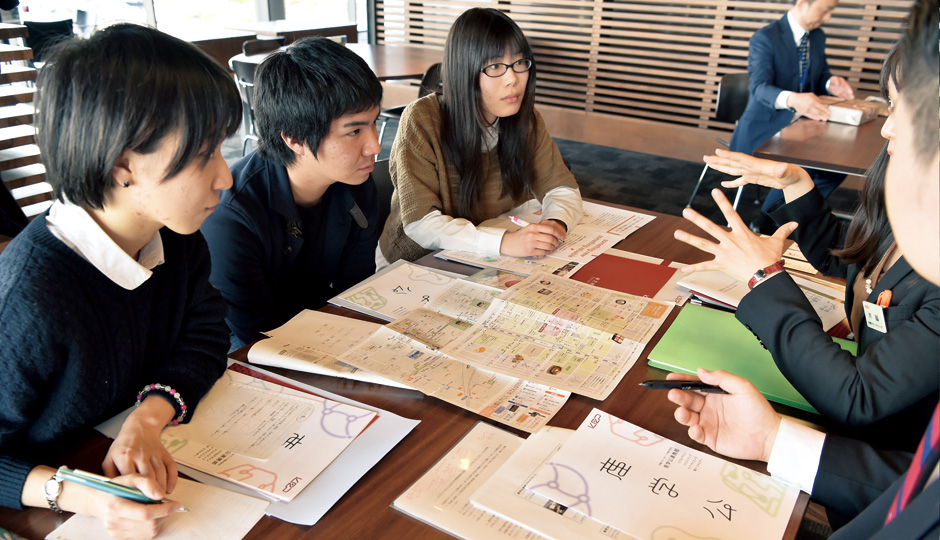 地域を活性化する学生視点の情報誌『京都えきにし』4万部創刊