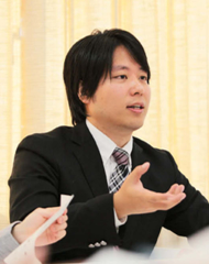 Takayoshi Hamada, Associate Professor