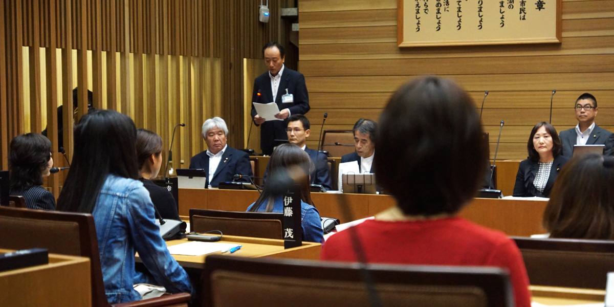 
社会学部 筒井ゼミの学生が大津市議会の「女子学生議会」で提案発表しました