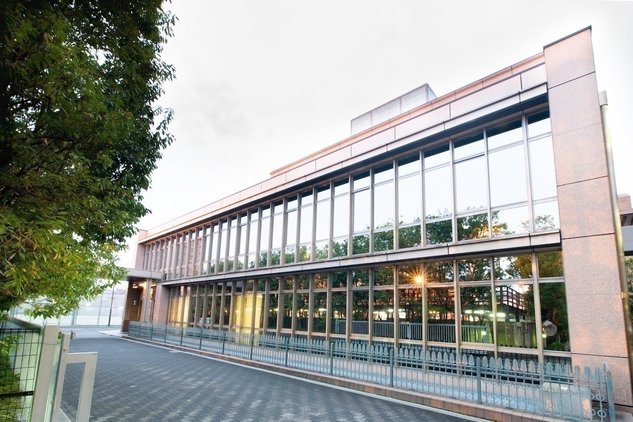 会場:龍谷大学 深草キャンパス 至心館一階