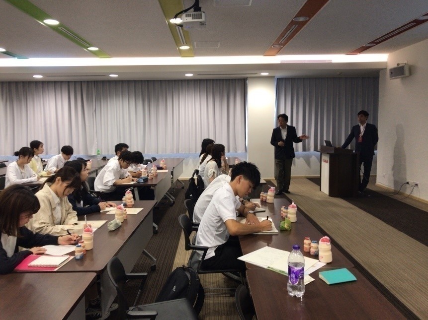ヤクルト広州でヒアリングと工場見学