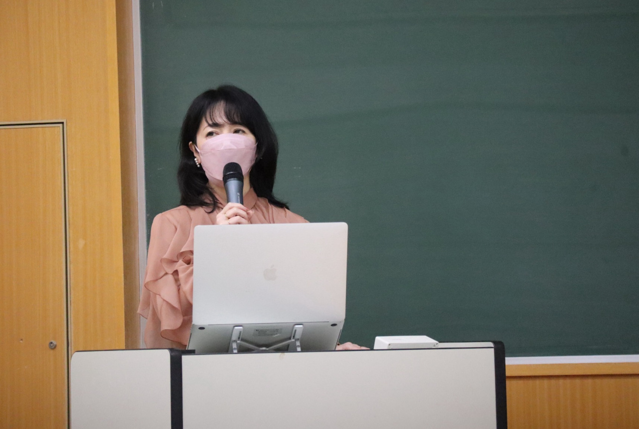 古川原明子教授(法学部/CrimRC「科学鑑定」ユニット長)