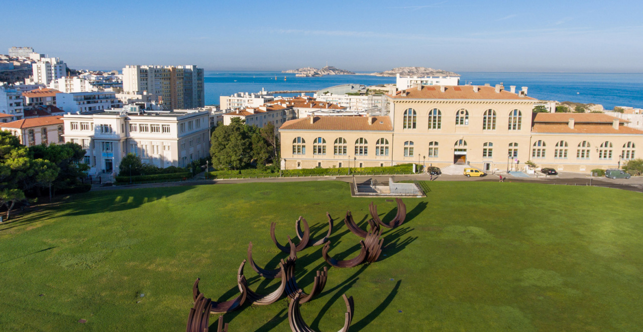 Aix-Marseille Université