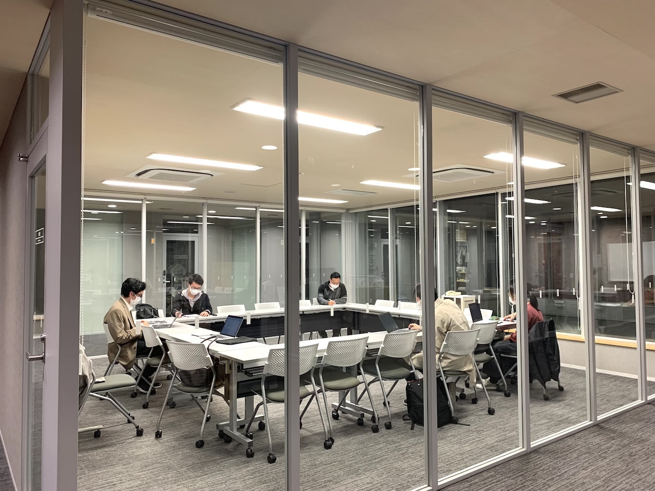 龍谷大学版「京都府自死対策カレッジ会議」風景(当日は5名の学生が参加)