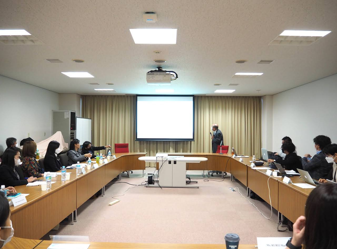 会場:深草キャンパス・至心館2階(大会議室)