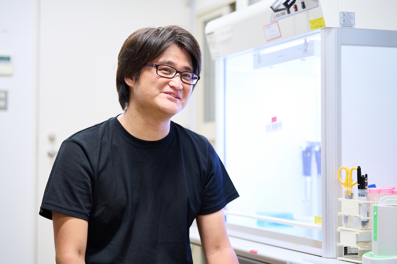 伊藤 玄研究員(生物多様性科学研究センター, 本学先端理工学部)