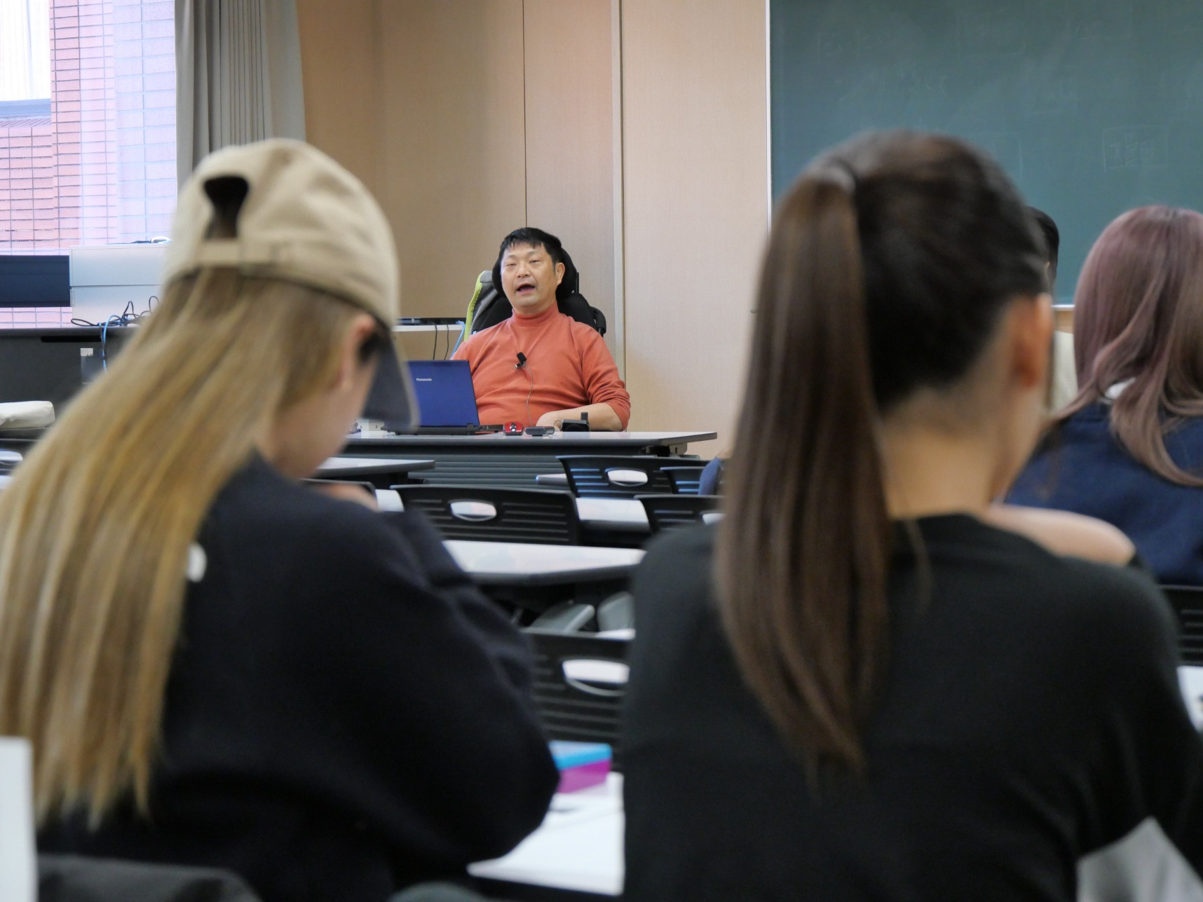 社会福祉学科】特別講義「人が 生まれること 生きること 生を