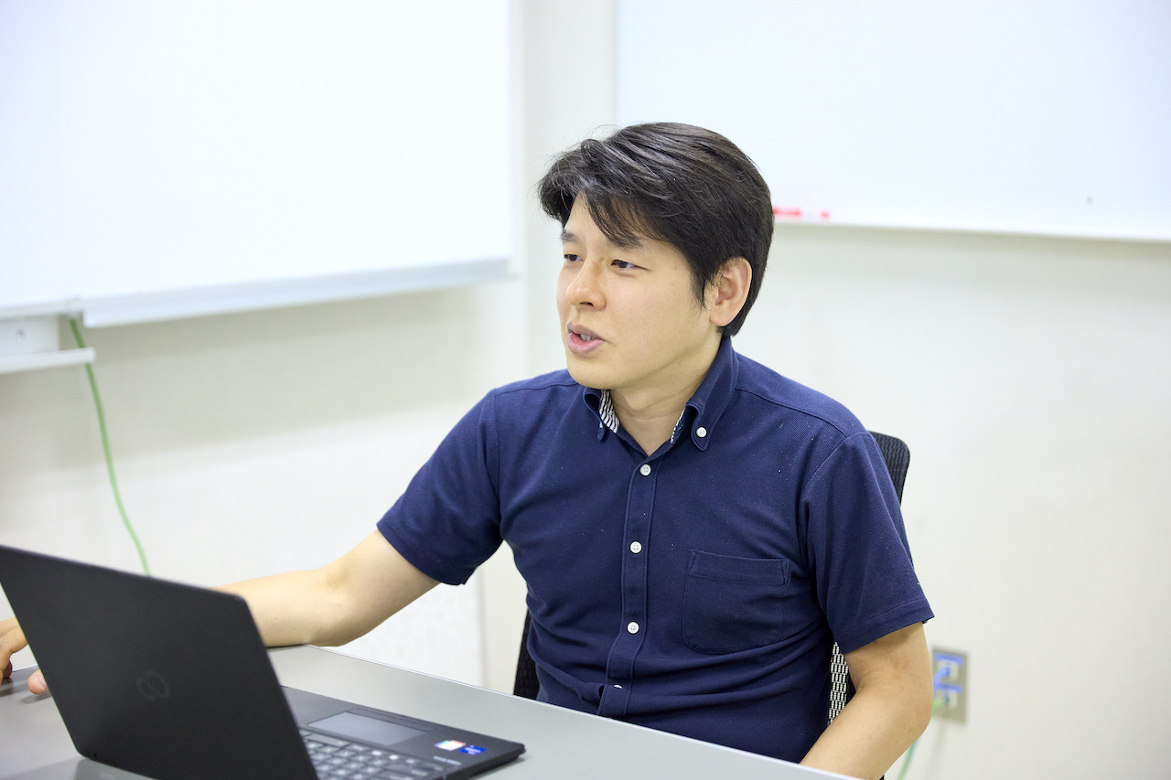 村川 秀樹教授(先端理工学部 数理・情報科学課程)