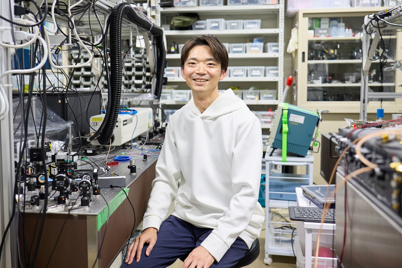 数実浩佑・社会学部准教授｜博士（エネルギー科学）