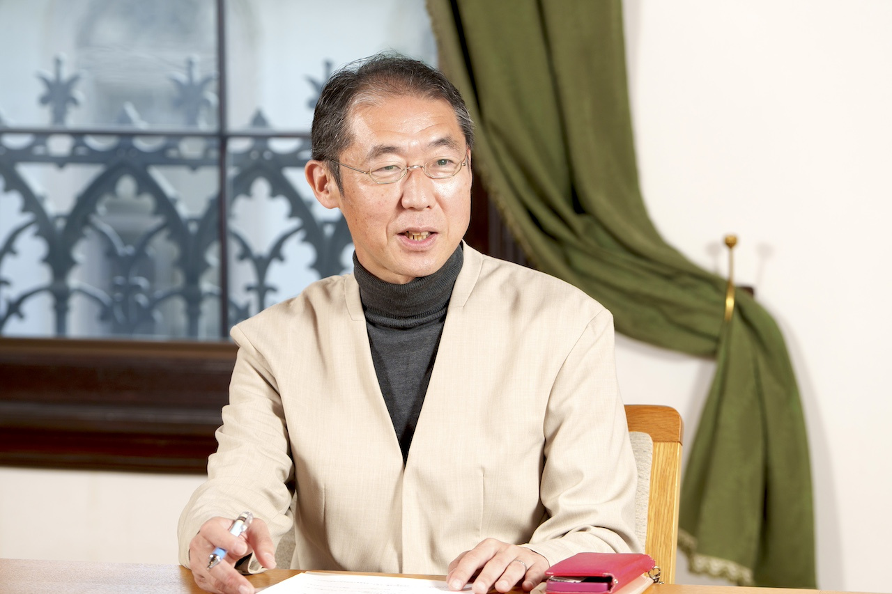 井上 学・文学部 歴史学科 日本史学専攻 教授｜博士（文学）