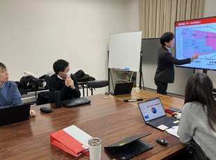 龍谷未来塾のメンバーで意見交換